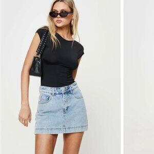 Gazelle denim skort light wash lower impact